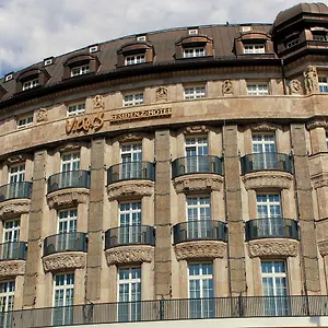 **** Hotel Victor's Residenz-hotel Německo