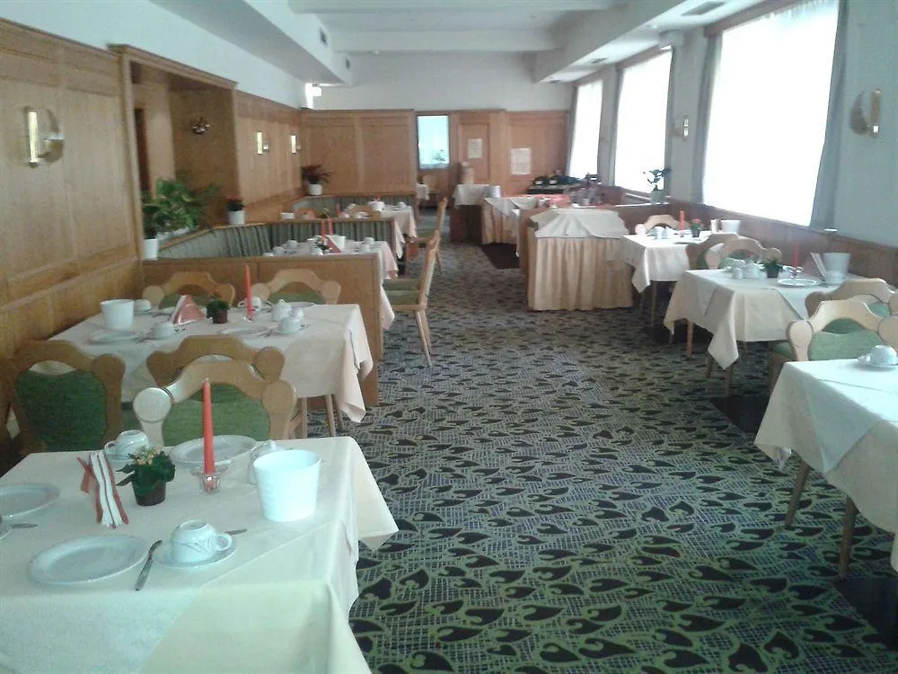 Hotel Jedermann Munich 3*,