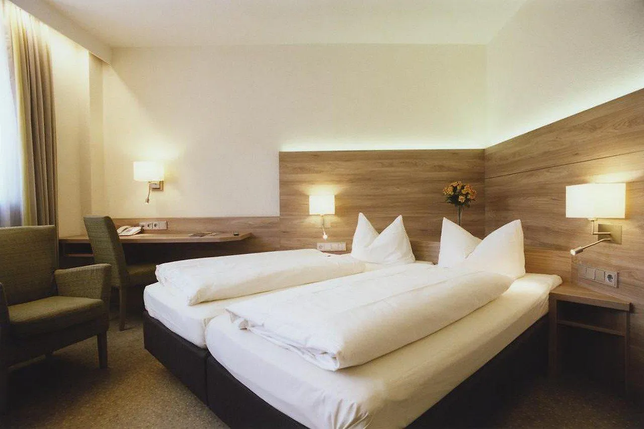 Hotel Jedermann Münih 3*,  Almanya