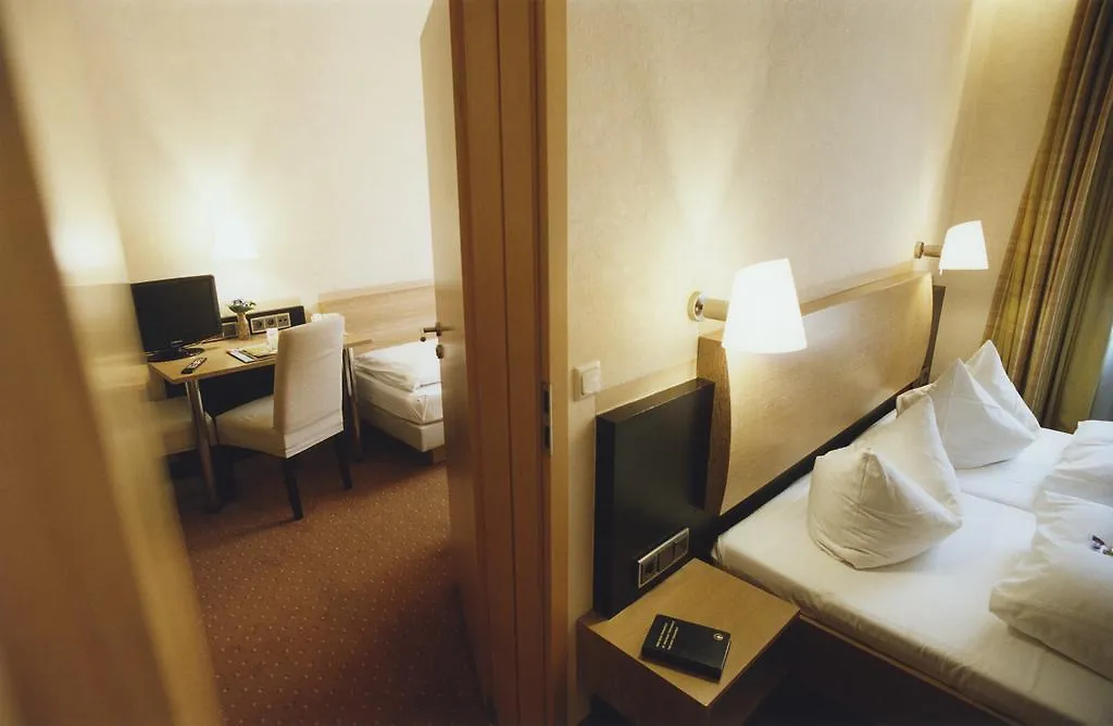 Hotel Jedermann Munich 3*,  Germany